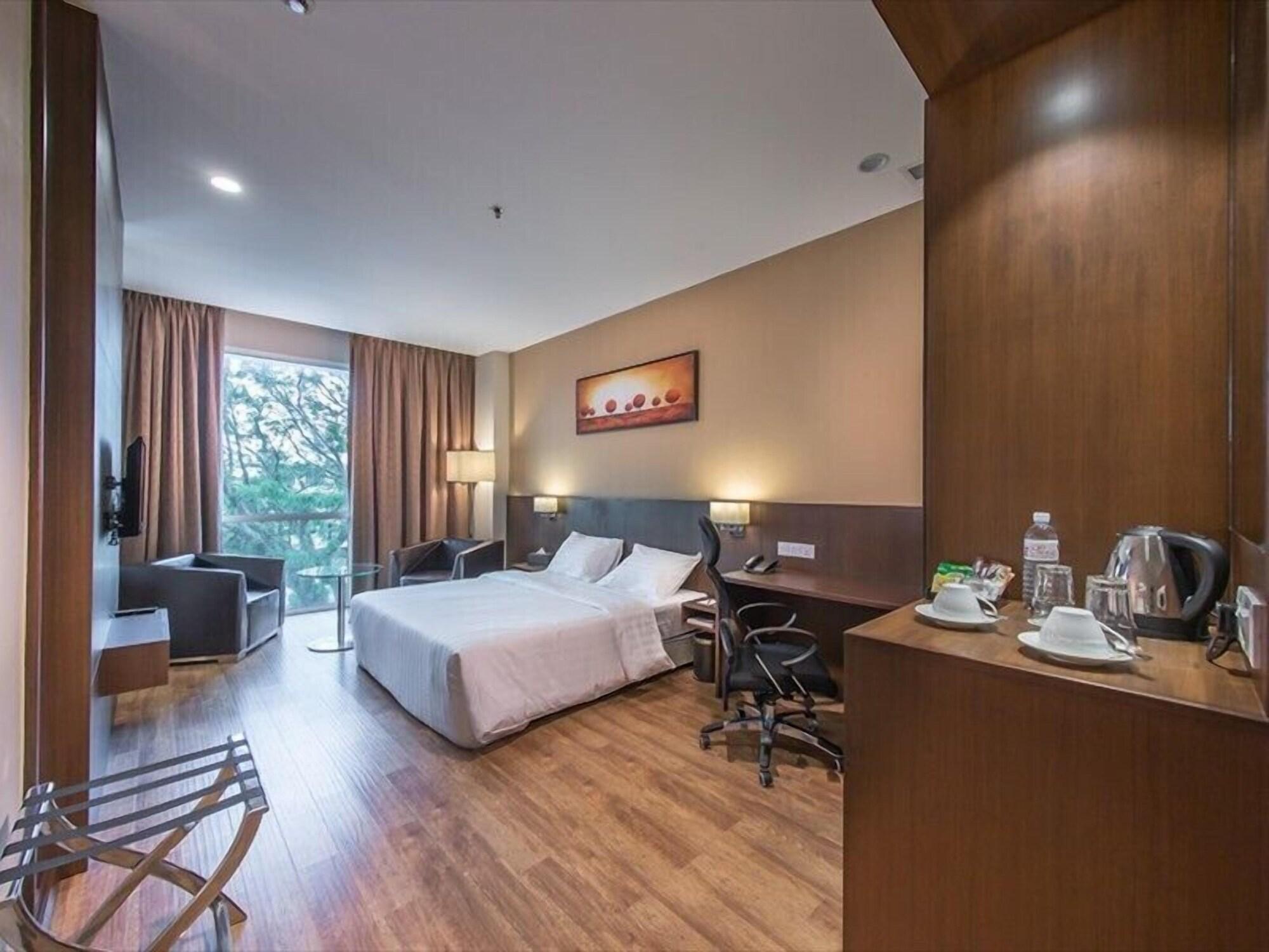 Keoja Hotel Kuala Belait Luaran gambar