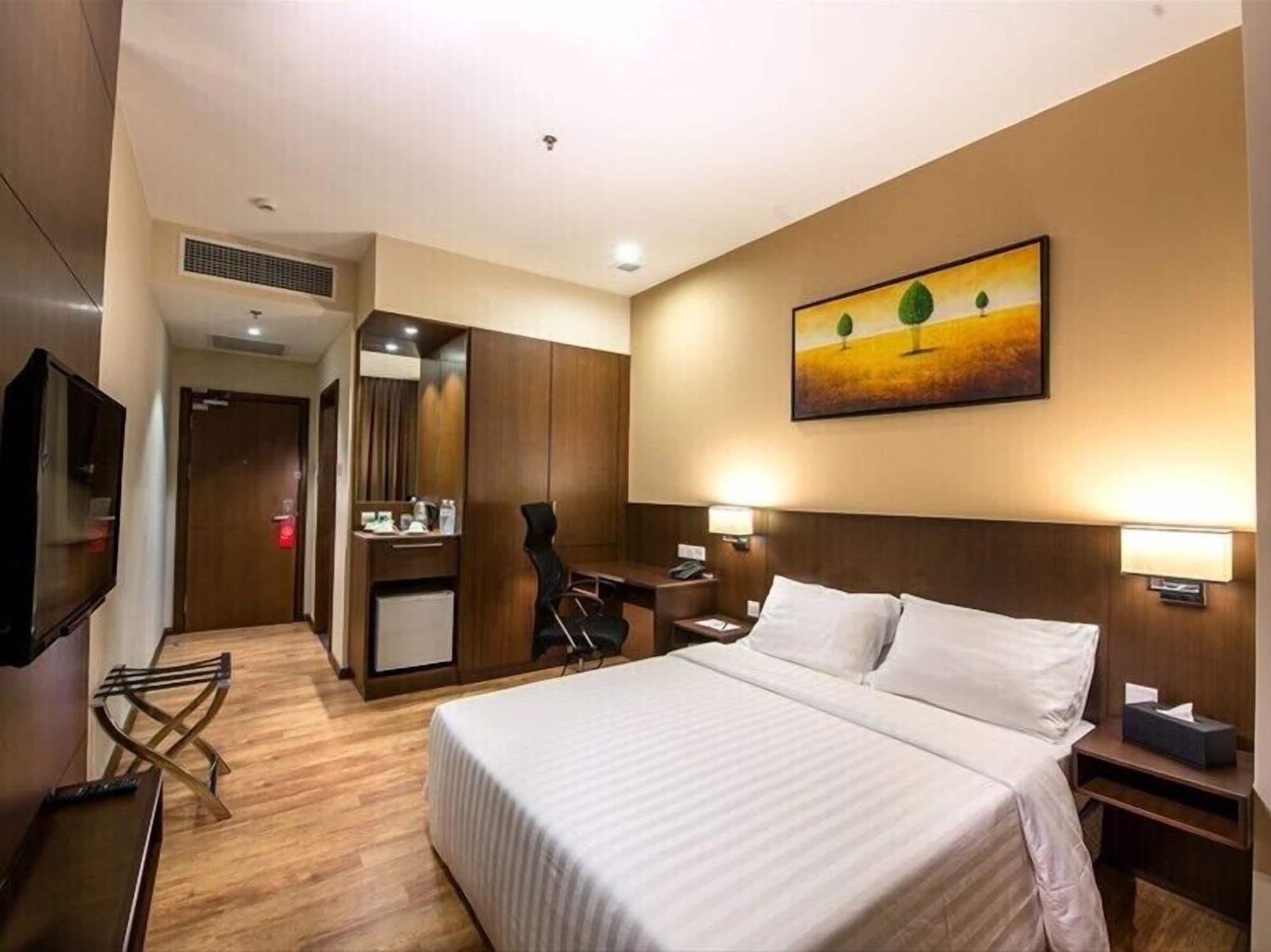 Keoja Hotel Kuala Belait Luaran gambar