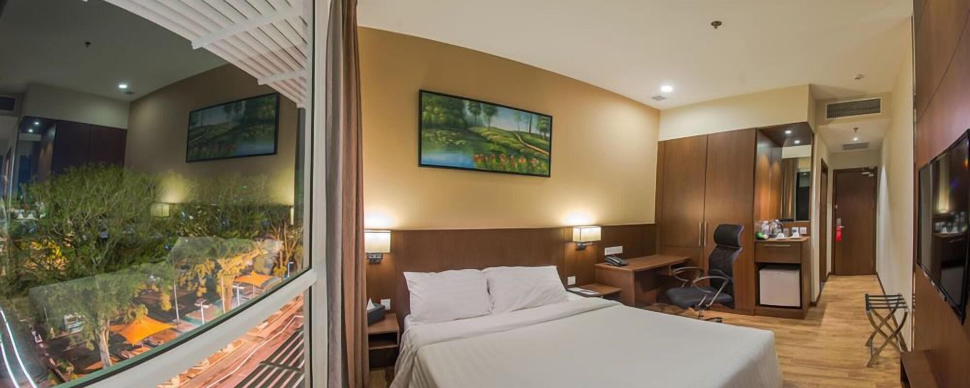Keoja Hotel Kuala Belait Luaran gambar