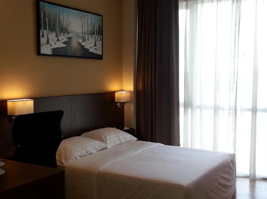 Keoja Hotel Kuala Belait Luaran gambar