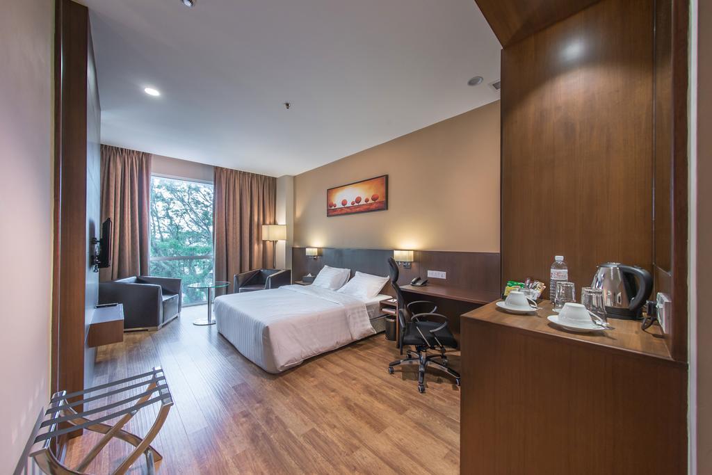 Keoja Hotel Kuala Belait Luaran gambar