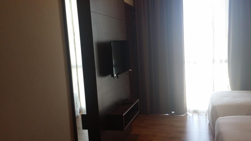 Keoja Hotel Kuala Belait Luaran gambar