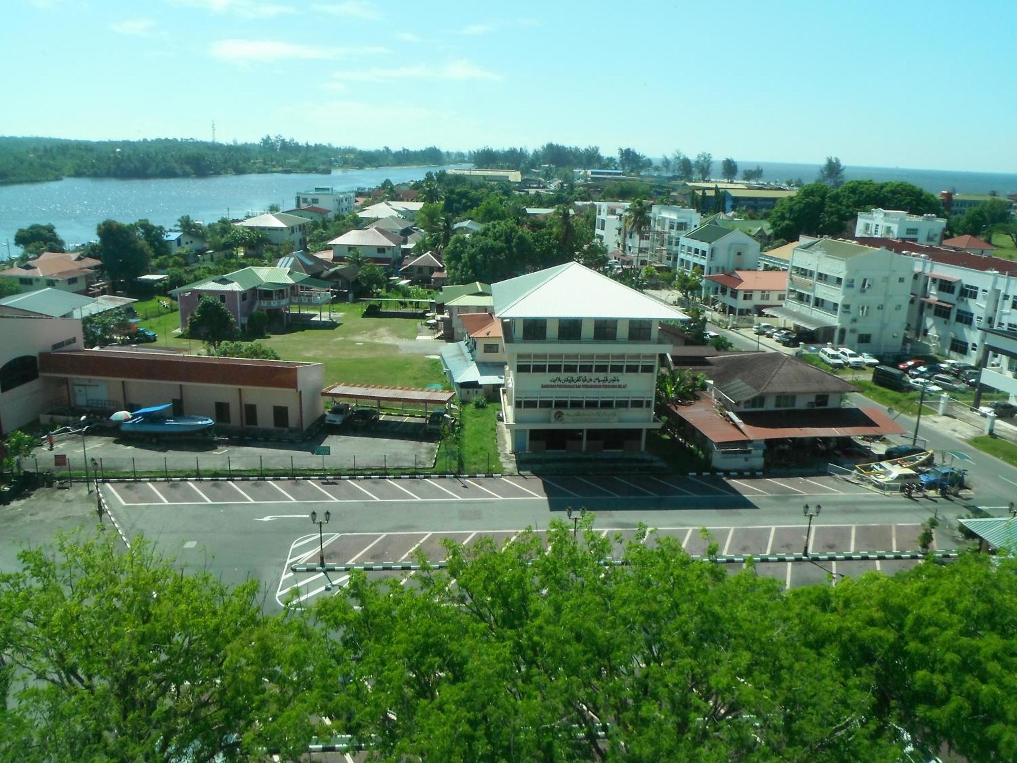 Keoja Hotel Kuala Belait Luaran gambar