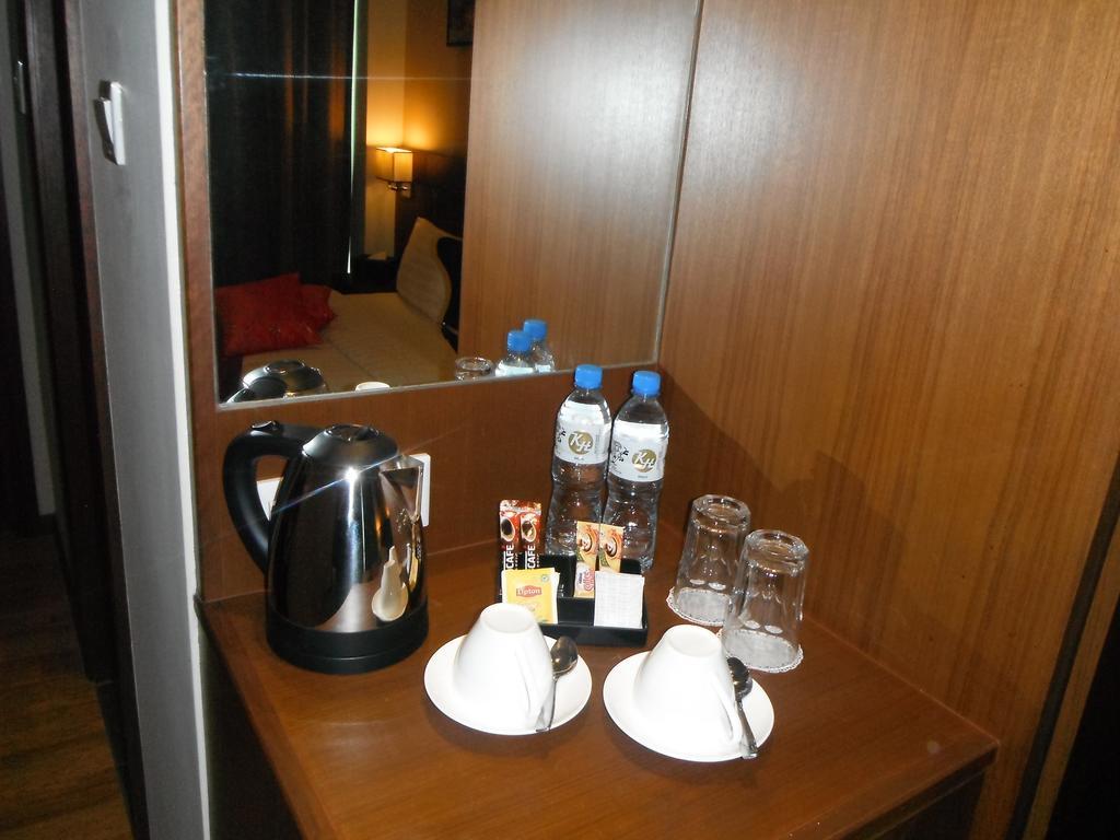 Keoja Hotel Kuala Belait Luaran gambar